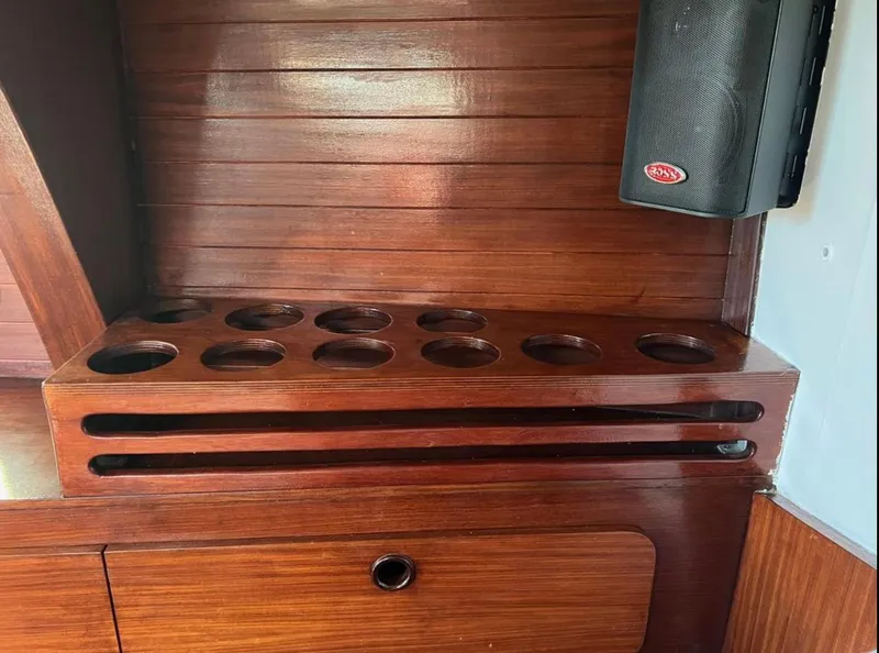 Slide: The Image of Gib'Sea 126 1985 - 52