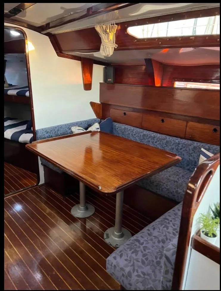 Slide: The Image of Gib'Sea 126 1985 - 54