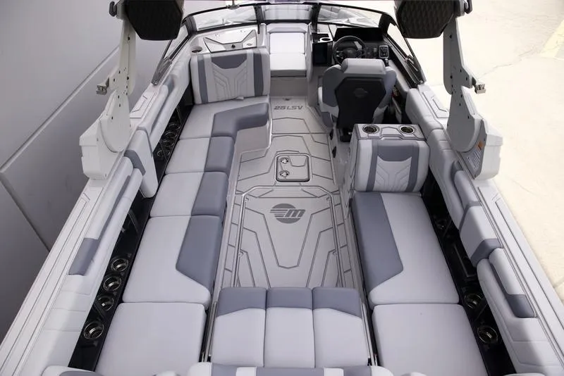 Slide: The Image of Malibu 25 LSV 2026 - 16