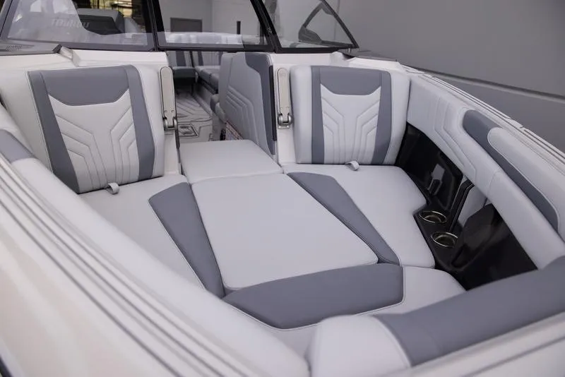 Slide: The Image of Malibu 25 LSV 2026 - 13