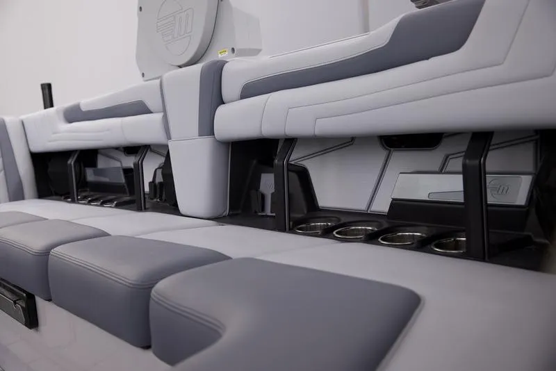 Slide: The Image of Malibu 25 LSV 2026 - 43