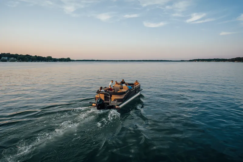 Slide: The Image of Harris 230 Cruiser 2025 - 13