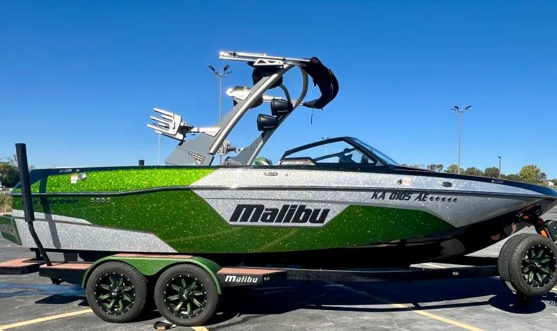 The Image of Malibu 23 LSV 2022 - undefined