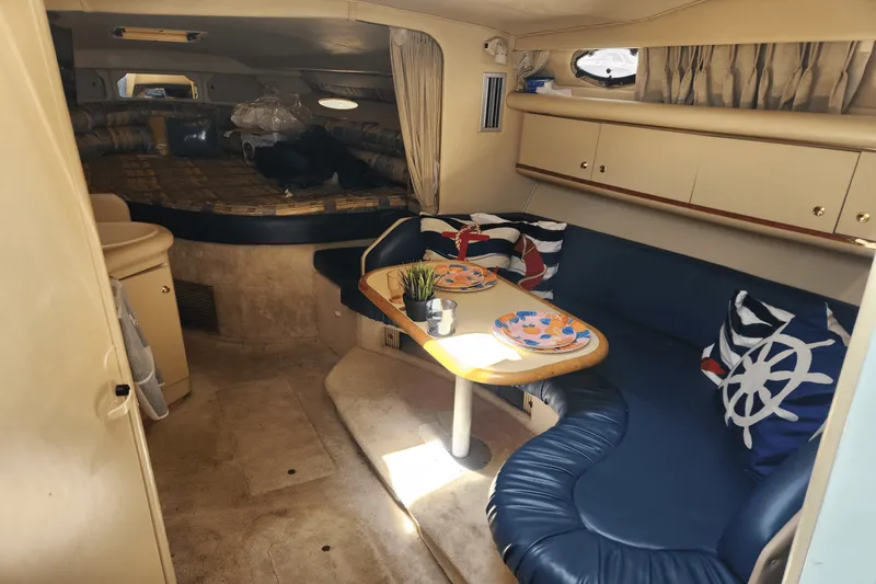 Slide: The Image of Sea Ray 330 SUNDANCER 1998 - 21