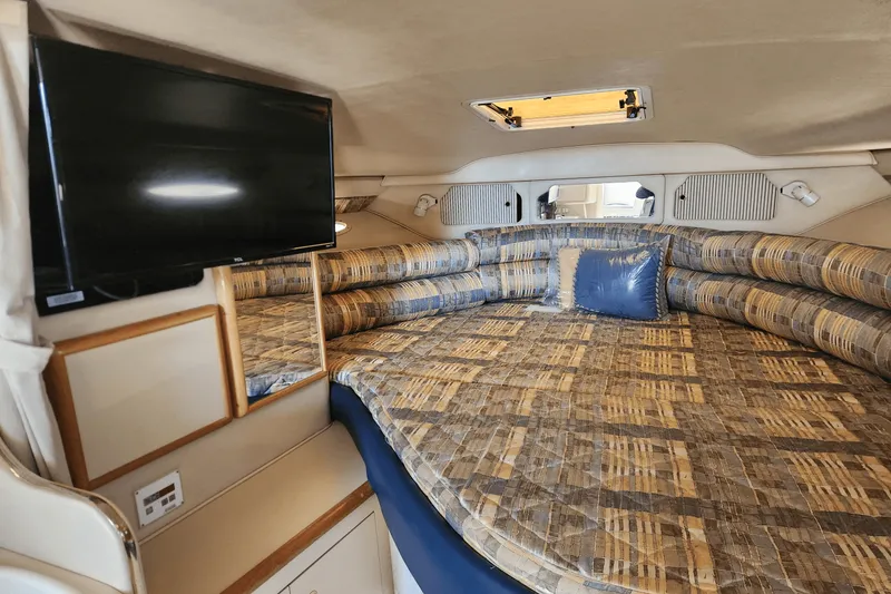 Slide: The Image of Sea Ray 330 SUNDANCER 1998 - 25