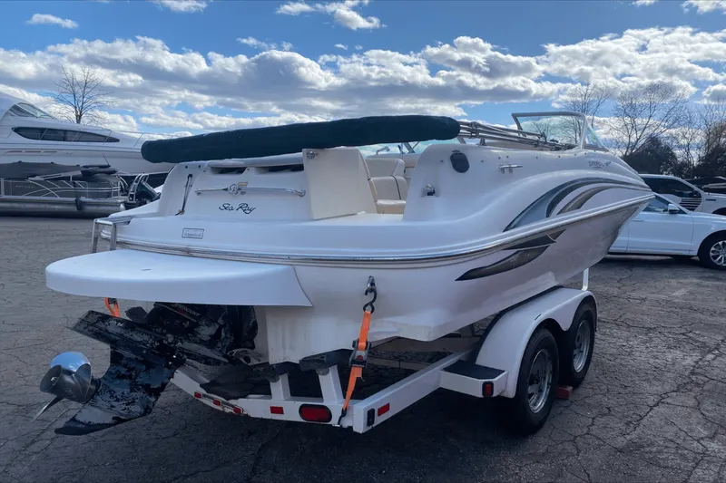 Slide: The Image of Sea Ray 210 SUNDECK 2000 - 23