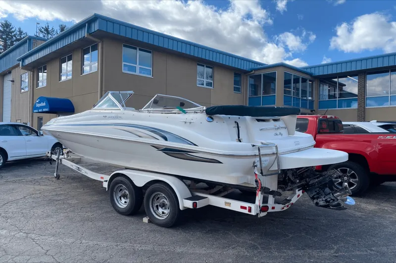 Slide: The Image of Sea Ray 210 SUNDECK 2000 - 5