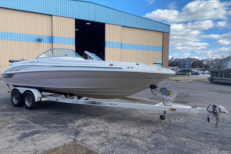 The Image of Sea Ray 210 SUNDECK 2000 - 0