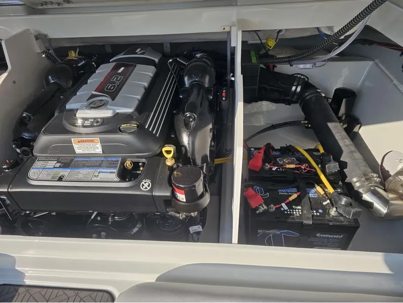 Slide: The Image of Crownline Boats 240 SS LPX 2024 - 5