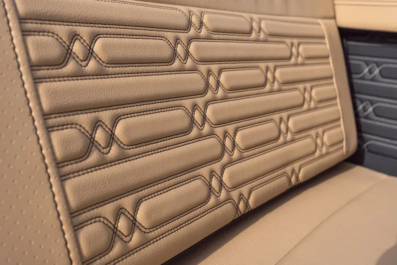 Slide: The Image of Sea Ray SPX 190 Outboard 2025 - 12