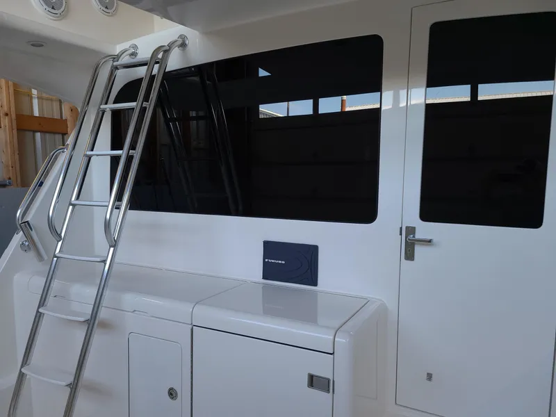 Slide: The Image of Cabo Flybridge 2008 - 2
