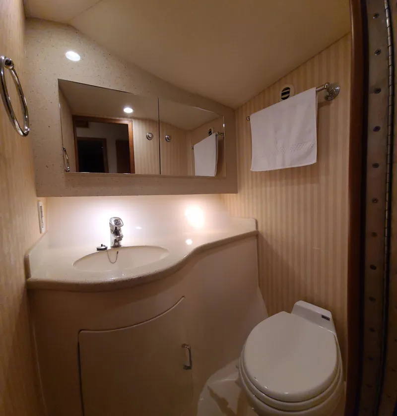 Slide: The Image of Cabo Flybridge 2008 - 16