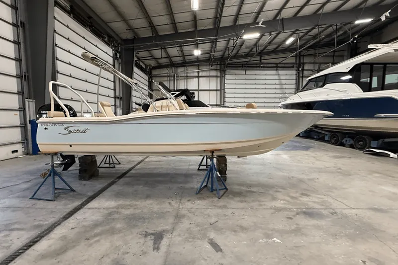 Slide: The Image of Scout 195 Sport Dorado 2025 - 7