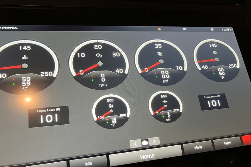 Slide: The Image of Cruisers Yachts 46 CANTIUS 2022 - 36