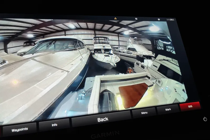 Slide: The Image of Cruisers Yachts 46 CANTIUS 2022 - 40