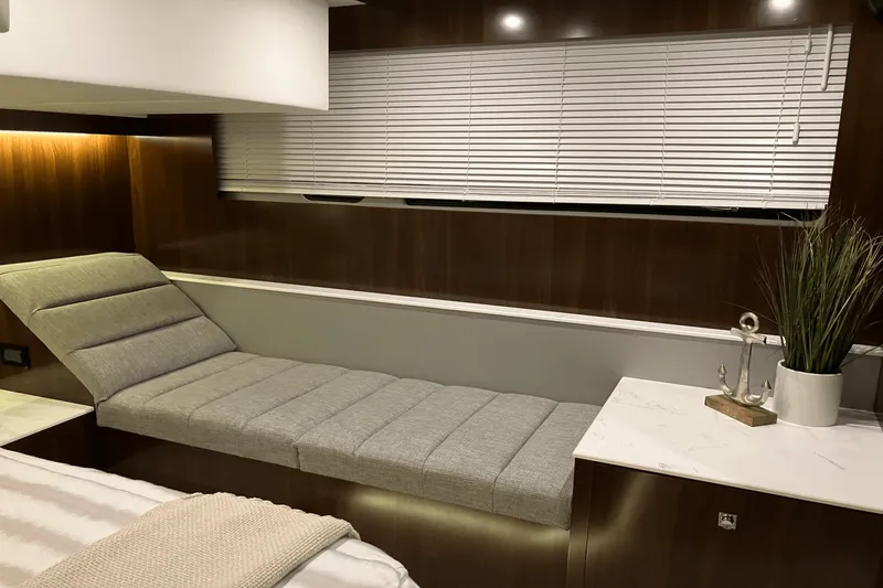 Slide: The Image of Cruisers Yachts 46 CANTIUS 2022 - 57