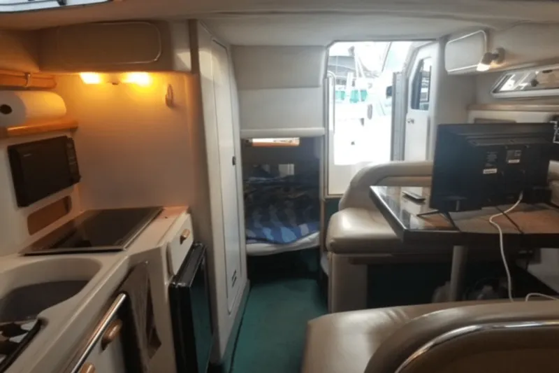 Slide: The Image of Sea Ray 290 SUNDANCER 1992 - 2