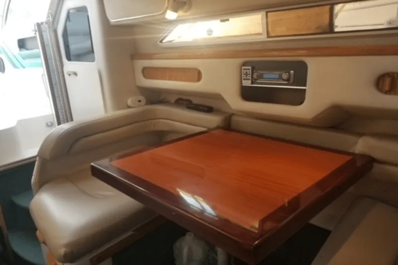 Slide: The Image of Sea Ray 290 SUNDANCER 1992 - 4