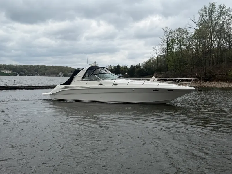 Slide: The Image of Sea Ray 40 SUNDANCER 1999 - 2