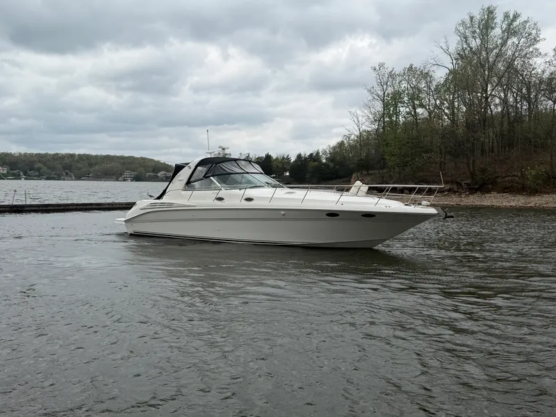 Slide: The Image of Sea Ray 40 SUNDANCER 1999 - 3