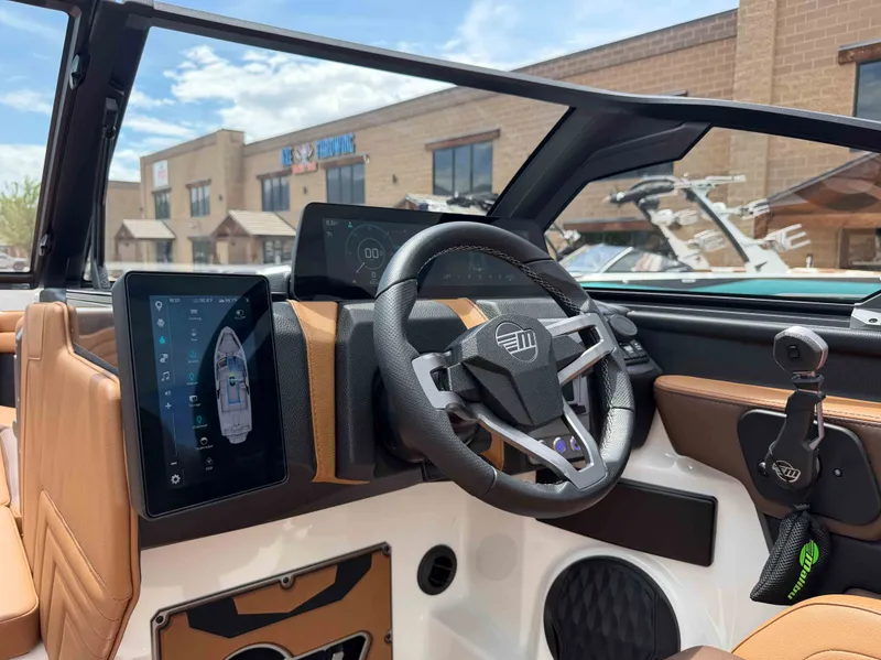 Slide: The Image of Malibu 25 LSV 2026 - 16