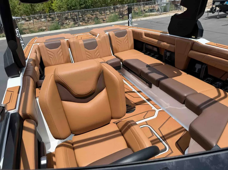 Slide: The Image of Malibu 25 LSV 2026 - 32