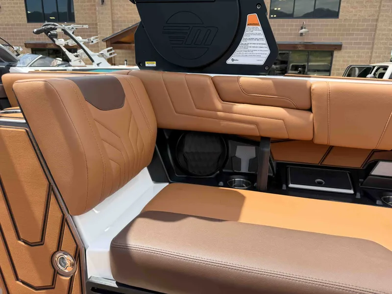 Slide: The Image of Malibu 25 LSV 2026 - 36