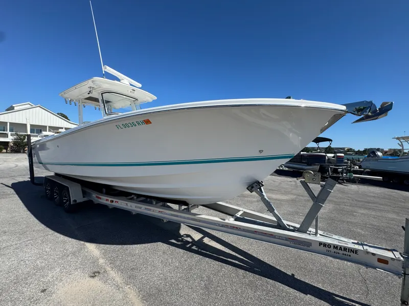 Slide: The Image of EdgeWater 320 CC 2017 - 2