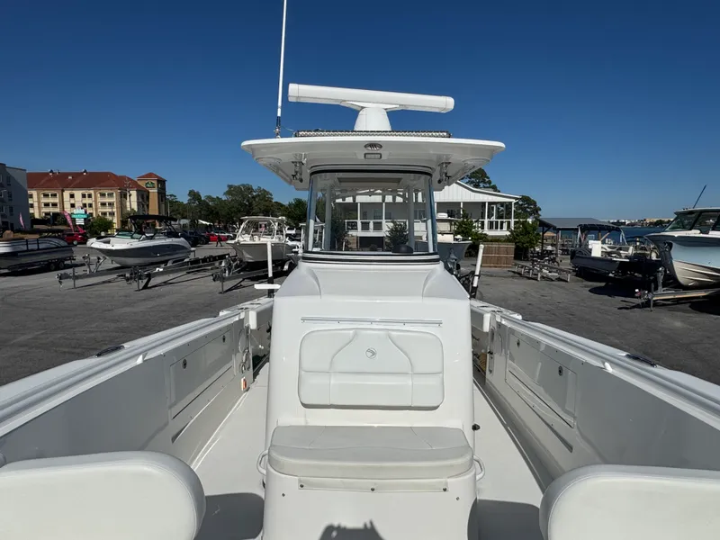 Slide: The Image of EdgeWater 320 CC 2017 - 28