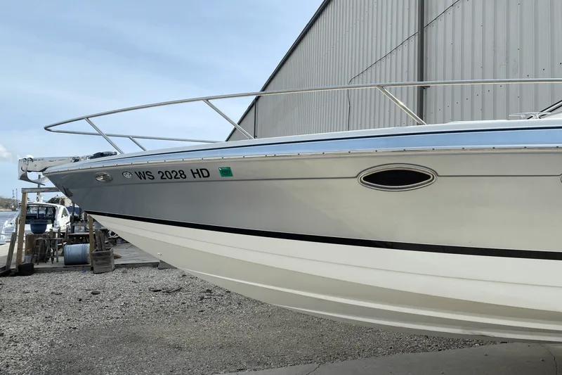 Slide: The Image of Formula 330 SS 2006 - 11