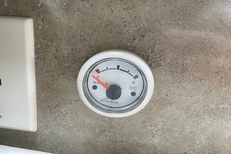 Slide: The Image of Formula 330 SS 2006 - 25