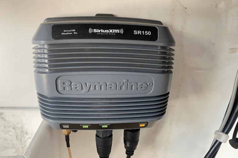 Slide: The Image of Formula 330 SS 2006 - 35