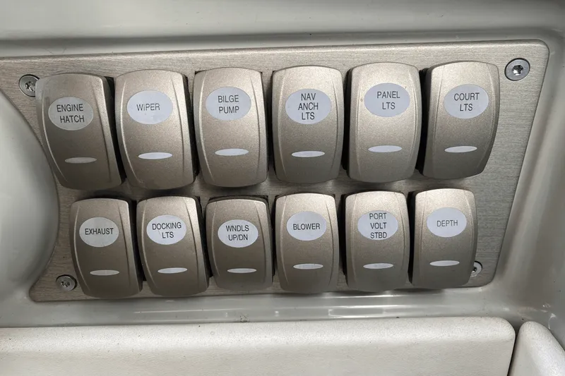 Slide: The Image of Formula 330 SS 2006 - 38