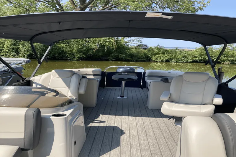 Slide: The Image of Starcraft EXS 3TT 2023 - 1