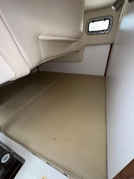 Slide: The Image of Boston Whaler 305 Conquest 2004 - 35
