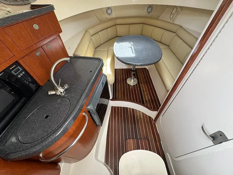 Slide: The Image of Boston Whaler 305 Conquest 2004 - 29