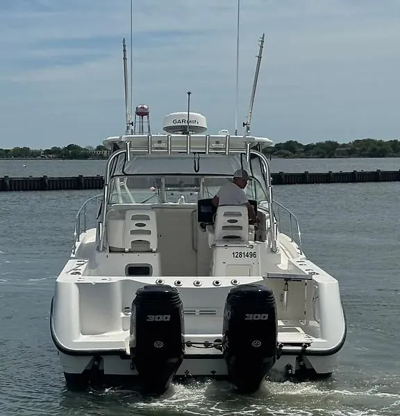 Slide: The Image of Boston Whaler 305 Conquest 2004 - 47