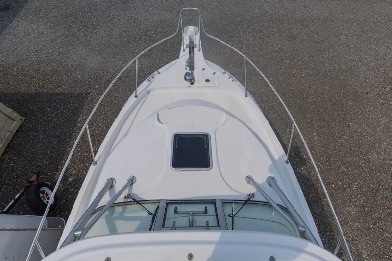 Slide: The Image of Boston Whaler 305 Conquest 2004 - 20