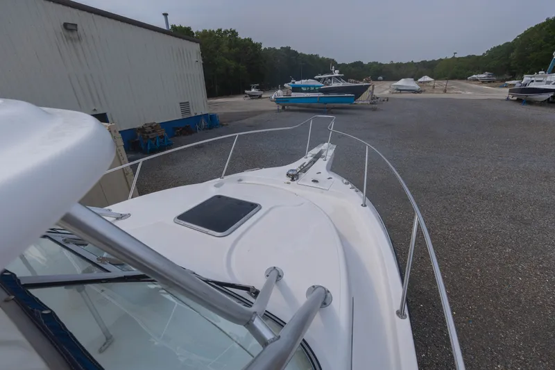 Slide: The Image of Boston Whaler 305 Conquest 2004 - 17