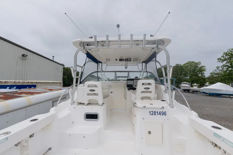 Slide: The Image of Boston Whaler 305 Conquest 2004 - 7