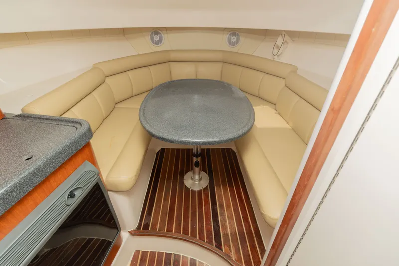 Slide: The Image of Boston Whaler 305 Conquest 2004 - 31