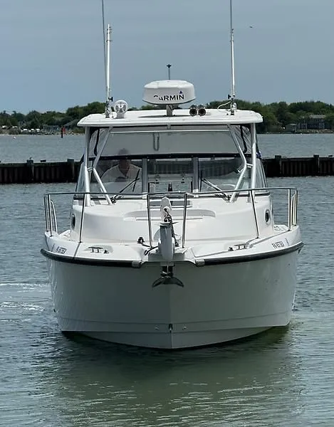 Slide: The Image of Boston Whaler 305 Conquest 2004 - 43