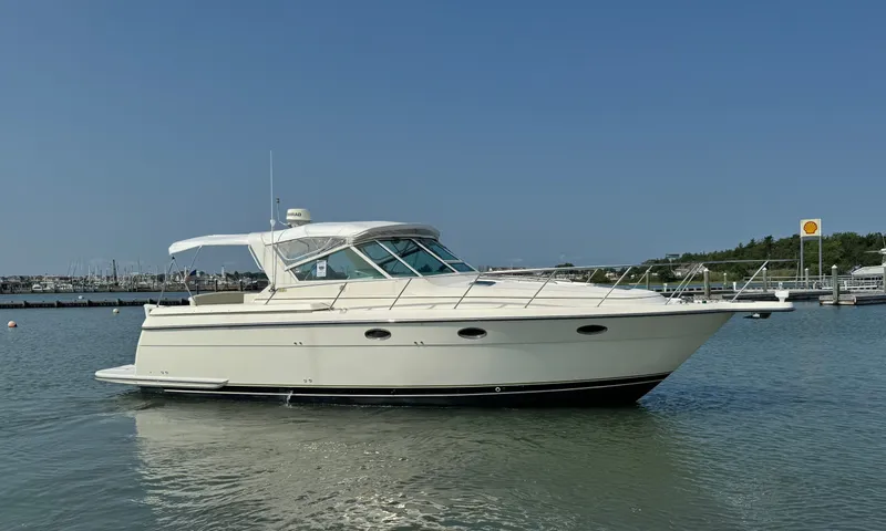 Slide: The Image of Tiara 3500 Express 1996 - 36