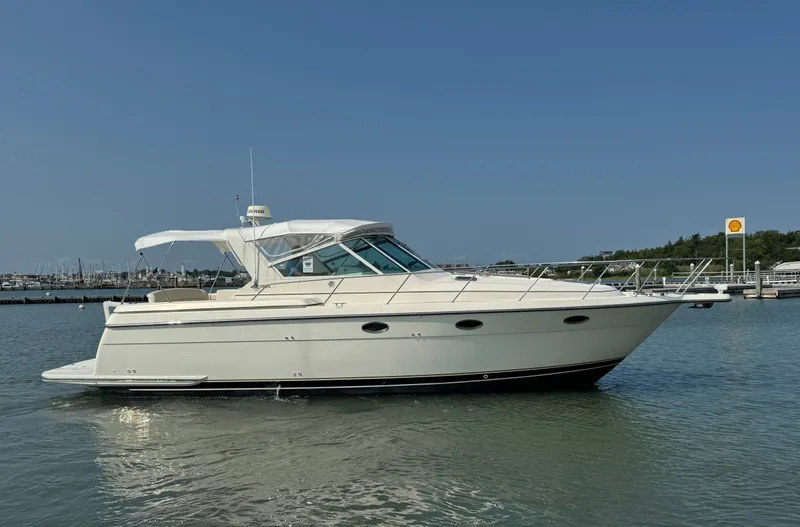 Slide: The Image of Tiara 3500 Express 1996 - 4