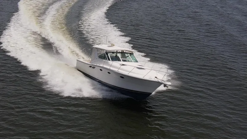 Slide: The Image of Tiara 3500 Open 2003 - 9