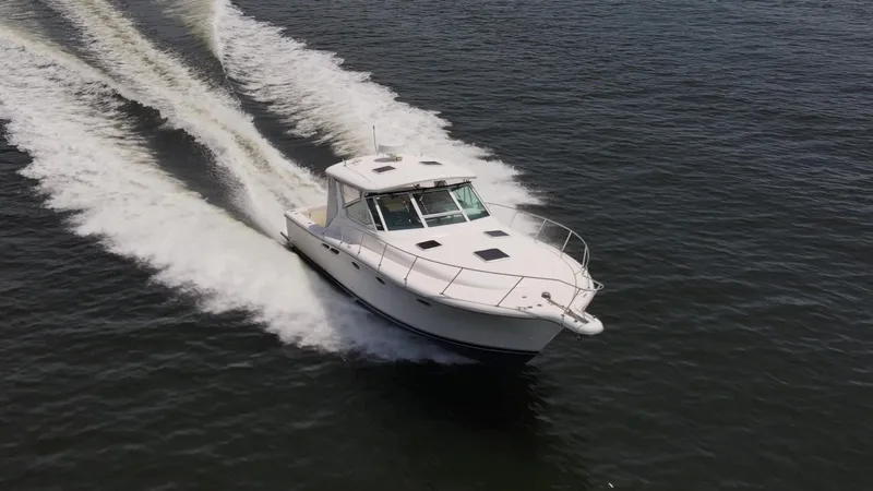 Slide: The Image of Tiara 3500 Open 2003 - 8