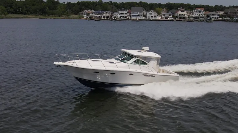 Slide: The Image of Tiara 3500 Open 2003 - 11