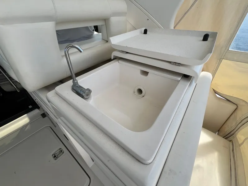 Slide: The Image of Tiara 3500 Open 2003 - 33