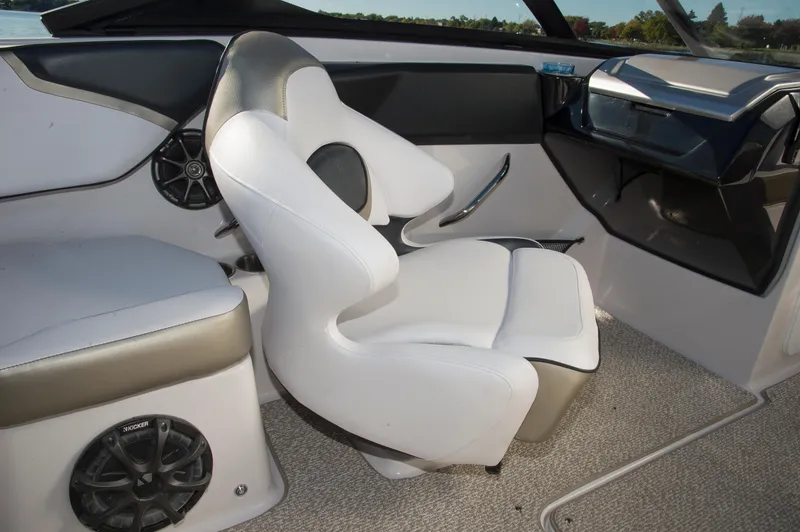 Slide: The Image of Scarab 195 HO 2017 - 15