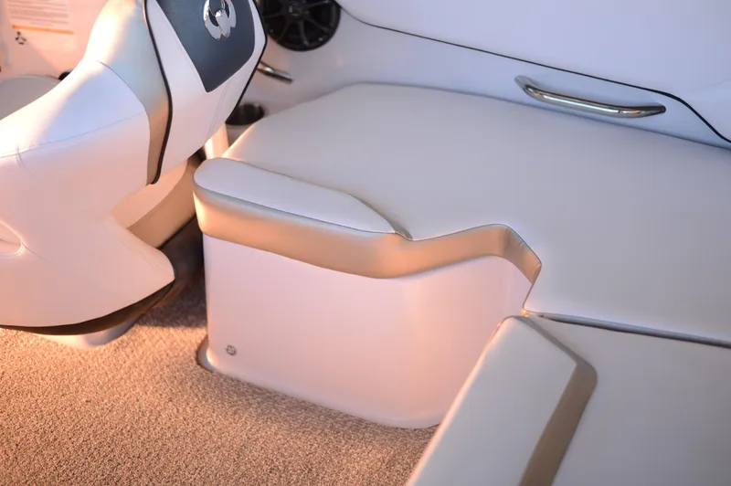 Slide: The Image of Scarab 195 HO 2017 - 21